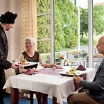 Francis Palace Hotel 4*