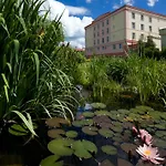 Hotel Francis Palace