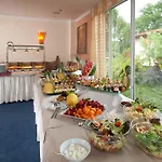 Hotel Francis Palace