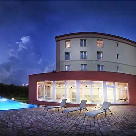 מלון Francis Palace