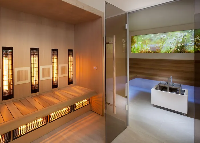 Francis Palace Hotel