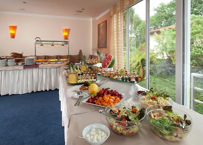 מלון Francis Palace