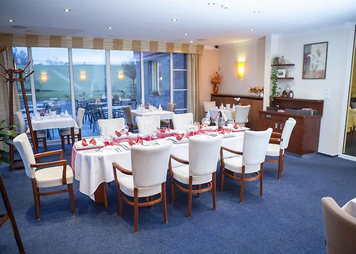 Francis Palace מלון 4*